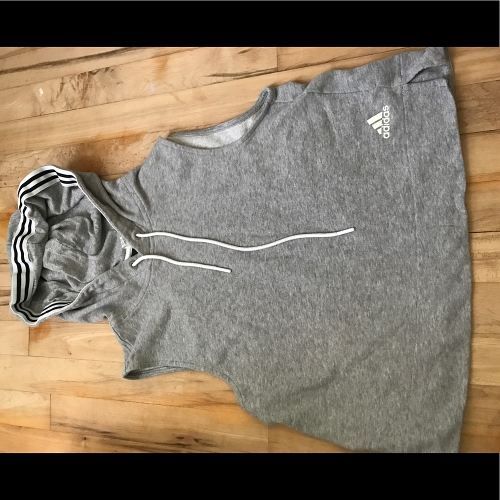 Adidas sweater